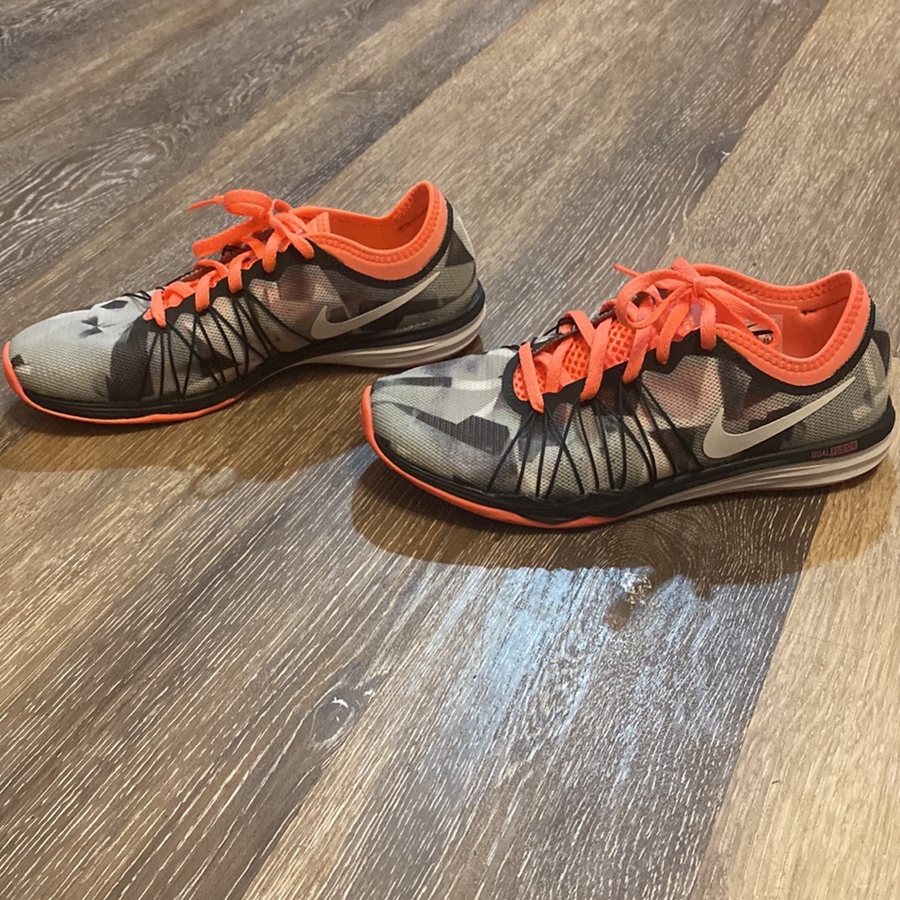 Womens Nike Dual Fusion Training Sneakers - Picture 3 of 9